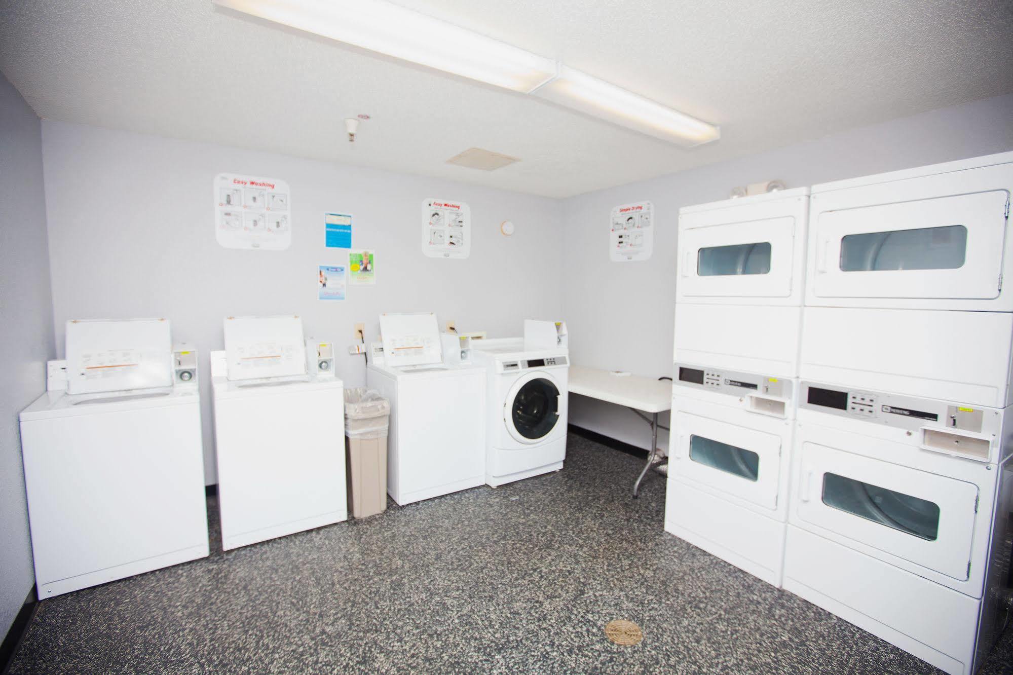 Intown Suites Extended Stay Norfolk Va Экстерьер фото