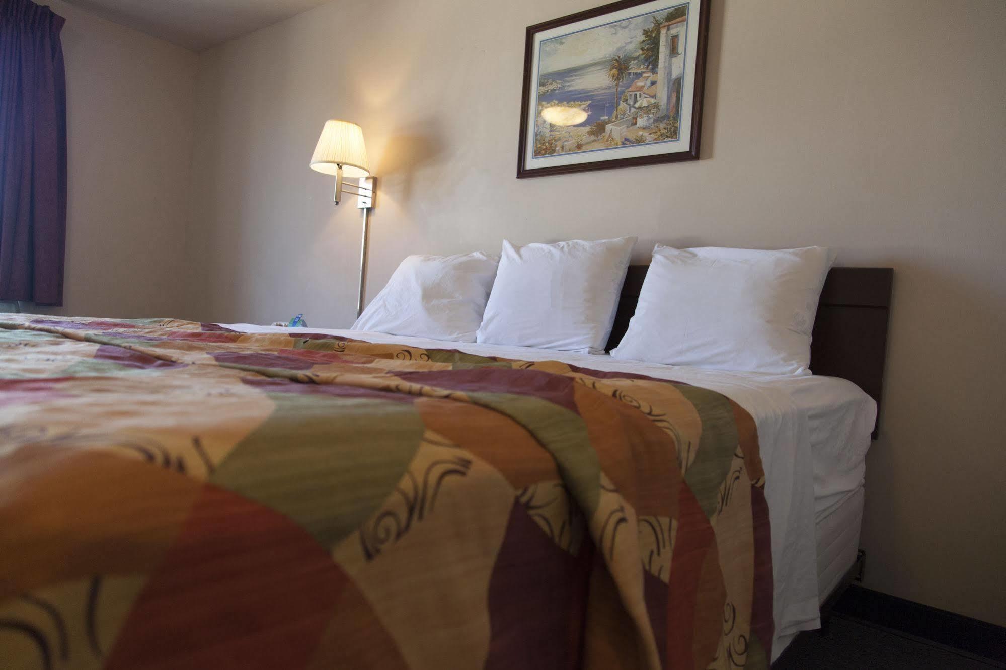 Intown Suites Extended Stay Norfolk Va Экстерьер фото